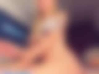 Spettacolo in cam dal vivo con Vero Smokes - Gape su Camsoda