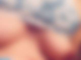 Vero Smokes's Live Sex Cam Show