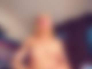 Live cam show with Vero Smokes - Ejaculation on Camsoda