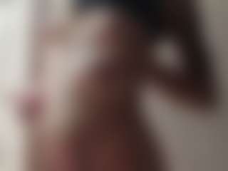 Vero Smokes's Live Sex Cam Show
