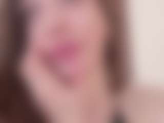 Live cam show with Monifox - Naked on livesuperchat.net