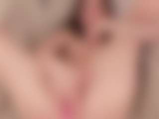 Live cam show with Monifox - Toys on SquirtSoMuch