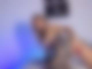 Live cam show with Eva-Jagger - Full Nudity on AdultVida.com