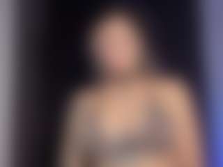 Live cam show with Eva-Jagger - Shaved Pussy on madthumbs