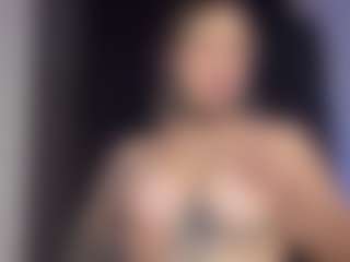 Live cam show with Eva-Jagger - Bikini on alttransgirls