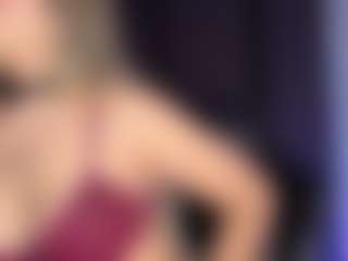 Live cam show with Eva-Jagger - Athletic Brown Eyes on Camsoda