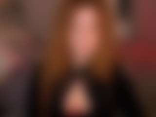 Live cam show with frecklediyana - Red Hair on Sweet Sext