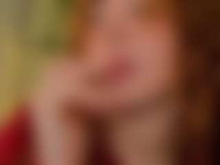 Spettacolo in cam dal vivo con frecklediyana - Interactivetoy su Camsoda