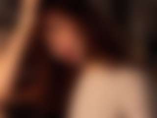 Live cam show with frecklediyana - Interactivetoy on Camsoda