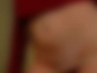 Live-Cam-Show mit frecklediyana - Interactivetoy auf Camsoda