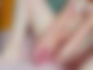 Live cam show with misssophy - Blonde Hair on AdultVida.com