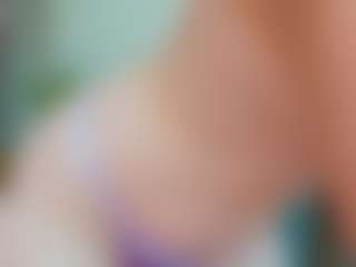 Live cam show with misssophy - Green Eyes on AdultVida.com