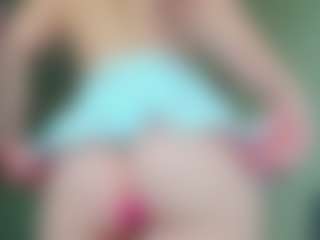 Live cam show with misssophy - Spank on Camsoda
