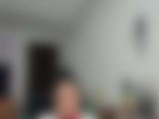 Live cam show with Sexy-Bigboobs10 - Bedroom MILF on fuck-show.com
