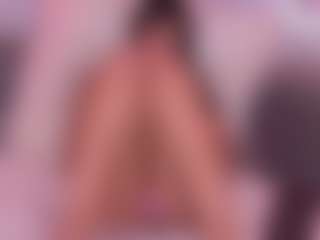 Live cam show with sofyqueen - Oil on instabang