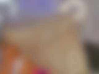 Live cam show with sofyqueen - Squirt on milfzrlive.com