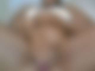 Zuri's Live Sex Cam Show