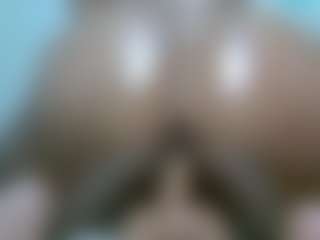 Zuri's Live Sex Cam Show