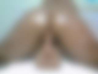 Live cam show with Zuri - BBW on Camiplay Live