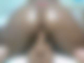 Zuri's Live Sex Cam Show