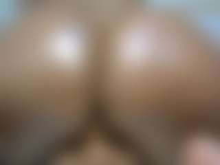 Zuri's Live Sex Cam Show
