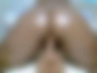 Zuri's Live Sex Cam Show