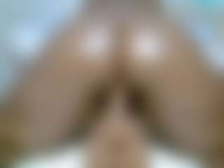 Zuri's Live Sex Cam Show