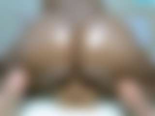 Zuri's Live Sex Cam Show