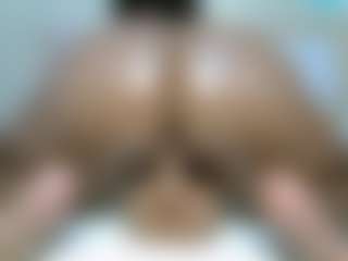 Zuri's Live Sex Cam Show