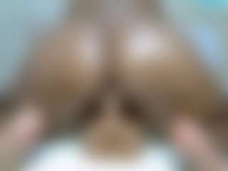 Zuri's Live Sex Cam Show