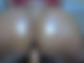 Zuri's Live Sex Cam Show