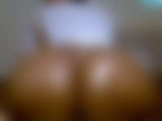 Zuri's Live Sex Cam Show