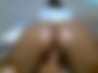 Zuri's Live Sex Cam Show