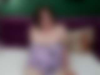 EmilyAmorre's Live Sex Cam Show