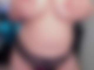 Live cam show with EmilyAmorre - Solo on xxxlivecams.org