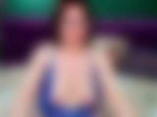 Live cam show with EmilyAmorre - Red Hair Teen (18+) on Camming Site