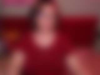 Live cam show with EmilyAmorre - Average on TeamSkeetLive
