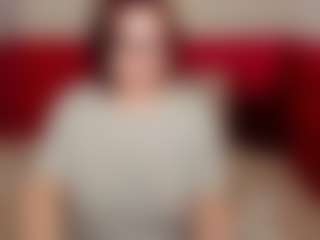 Live cam show with EmilyAmorre - Fingering on livesuperchat.net