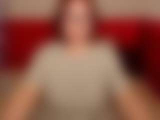 Live cam show with EmilyAmorre - Average on Camsoda