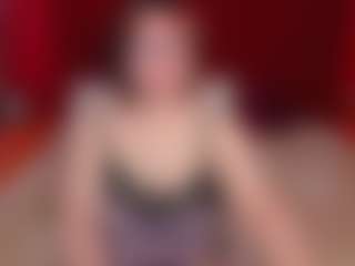 Live cam show with EmilyAmorre - Average on parknlotfishbdy