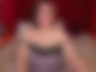 Live cam show with EmilyAmorre - Ass Bouncing on xDating