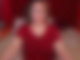 Live cam show with EmilyAmorre - Red Hair Fetish on chickslive.net