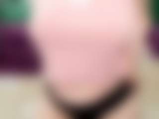 Live cam show with EmilyAmorre - Hairy Pussy on TastyBlacksLive