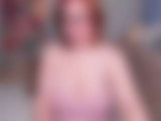 Live cam show with EmilyAmorre - Big Ass Teen (18+) on intimatelivegirls.com