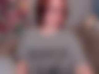 Live cam show with EmilyAmorre - Ass Bouncing on Dolls Live