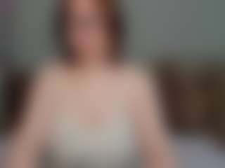 Live cam show with EmilyAmorre - Strip Red Hair on camwithhim.com