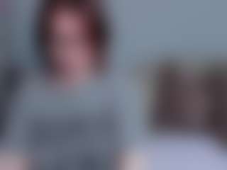 Live cam show with EmilyAmorre - Cute on TeamSkeetLive