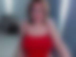 Live cam show with EmilyAmorre - Glasses on Milfs Live
