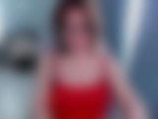 Live cam show with EmilyAmorre - Glasses on Dare Cams