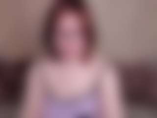 Live cam show with EmilyAmorre - Sexy on CamwithHer